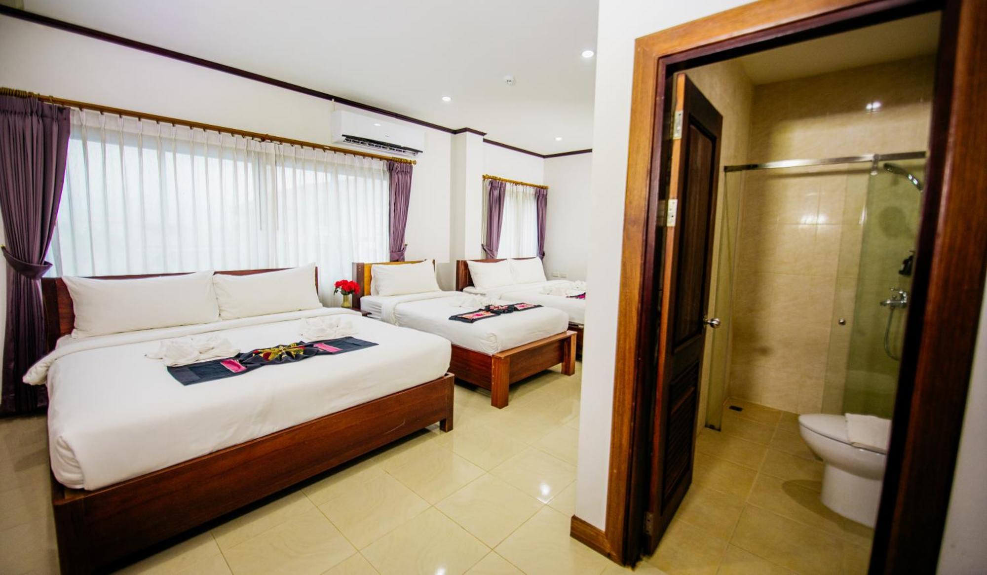 Sisombat Plaza Hotel Vang Vieng Exterior foto